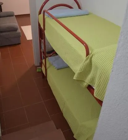 Appartement A *